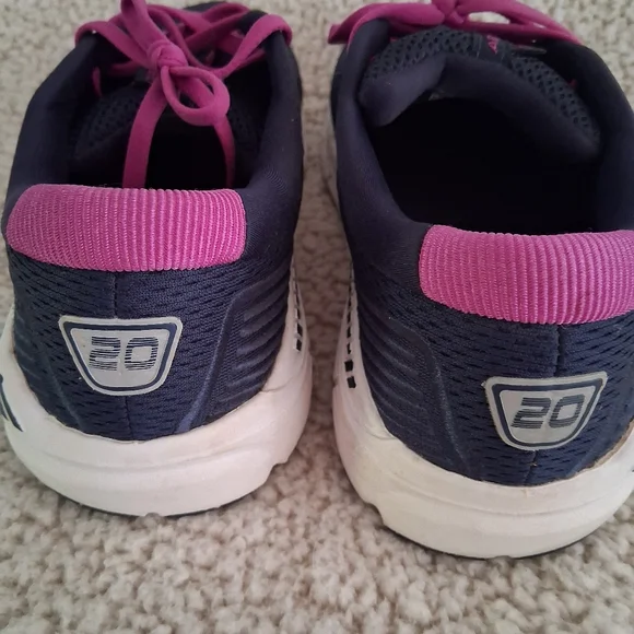 Brooks Women's Ariel 11B Navy Blue Sneakers - Picture 5 of 9